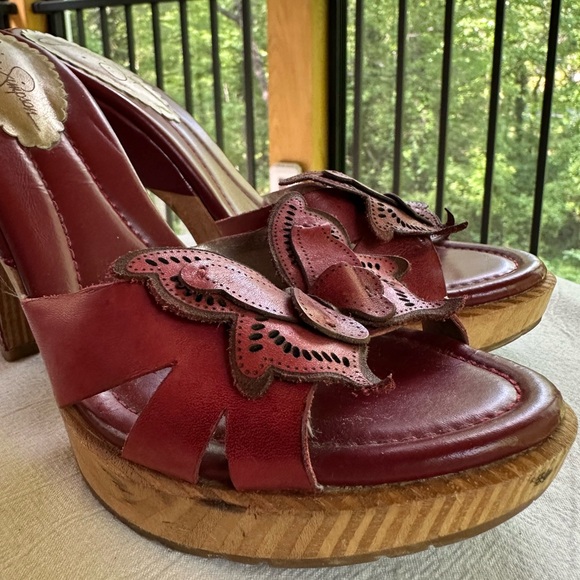 Jessica Simpson Red Leather Butterfly Sandal Wooden Platform Heels ~ 8B/38 - Picture 14 of 17